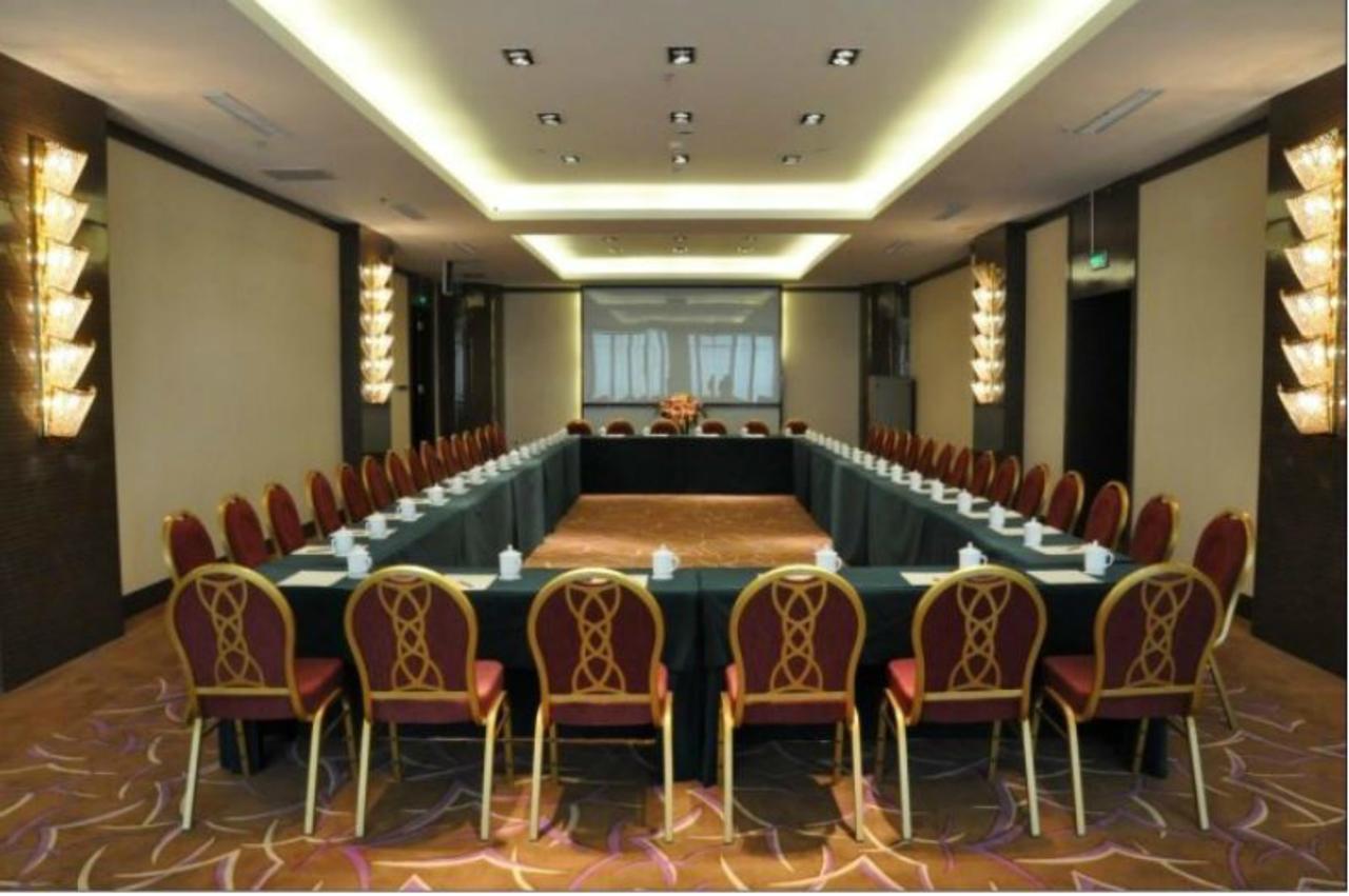 Inzone Garland Hotel Jinan Afaceri foto